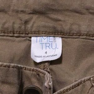 Time & Tru size 4